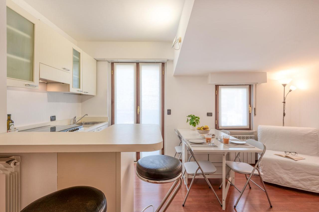 Ferrucci, 6 - Monolocale Al Settimo Cielo Apartman Milánó Kültér fotó